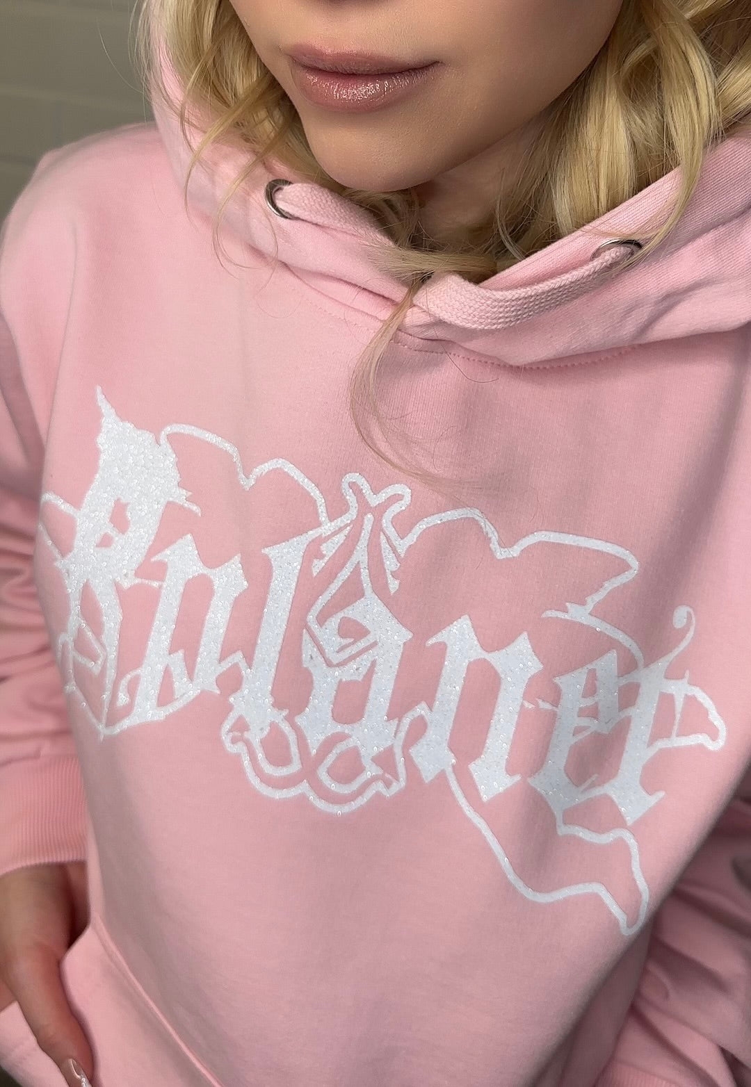 WHITE GLITTER PINK HOODIE