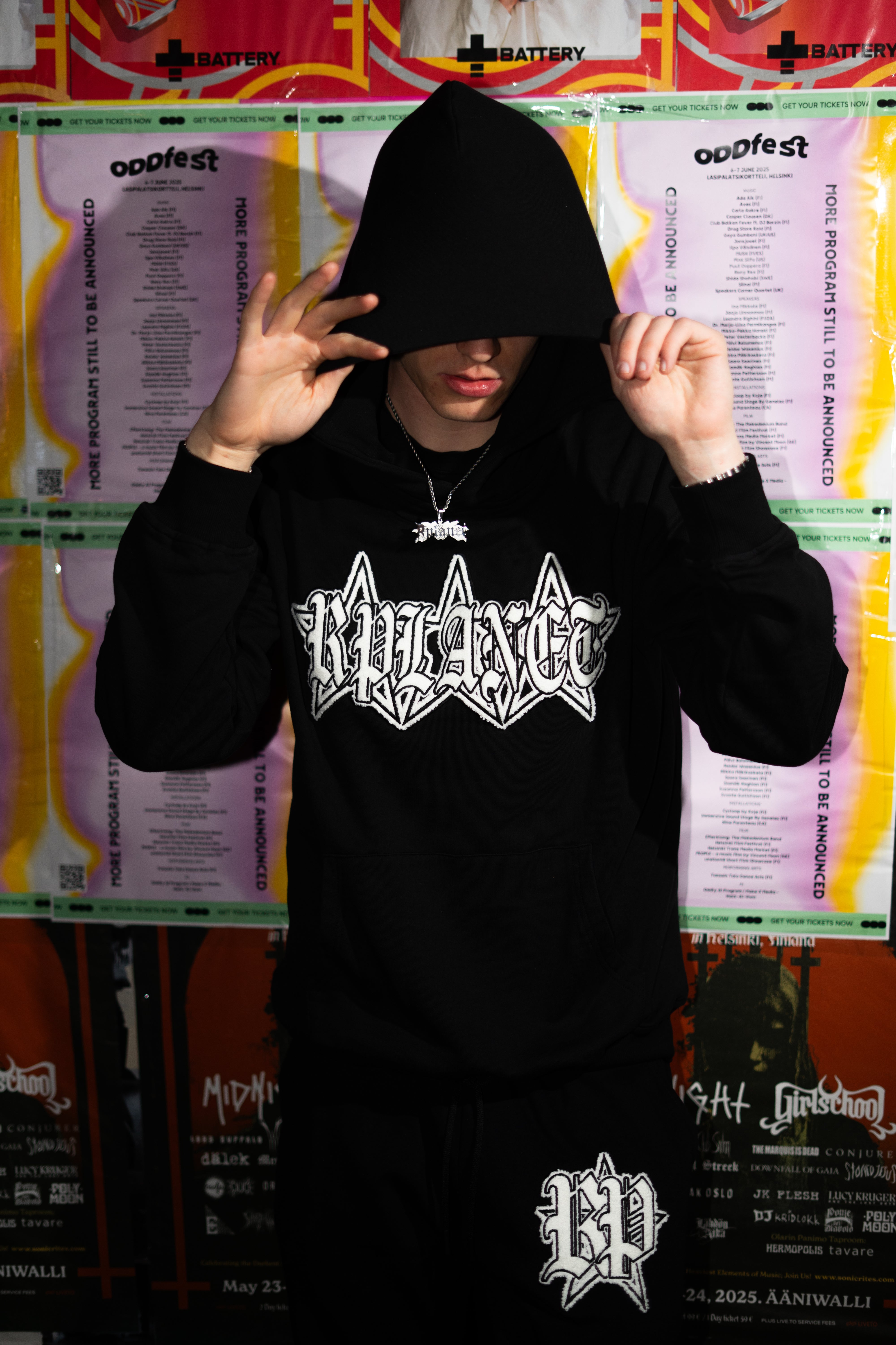 RPLANET BLACK HOODIE