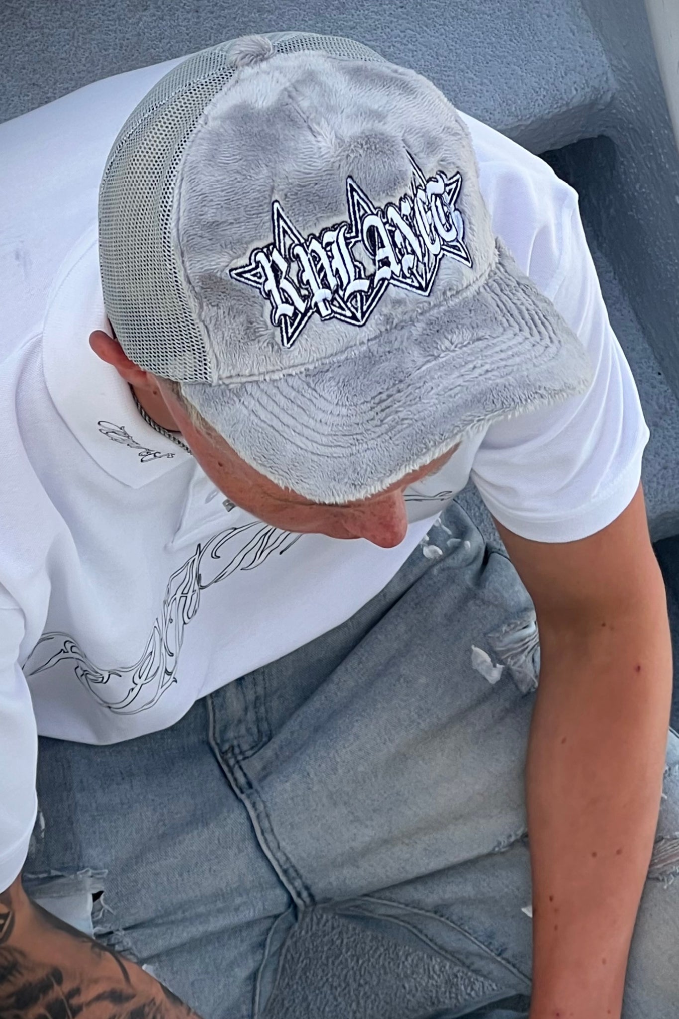 RPLANET GREY VELVET CAP