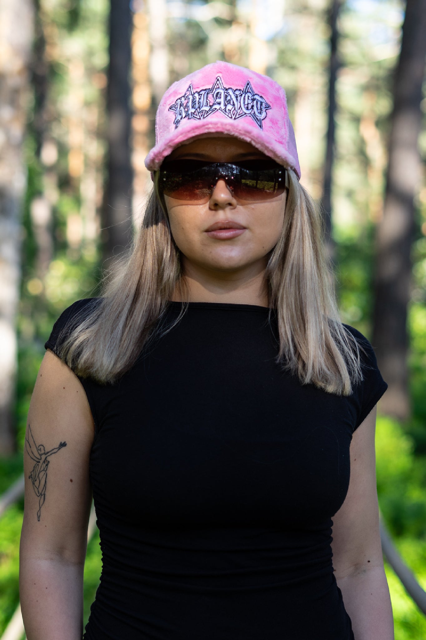 RPLANET PINK VELVET CAP