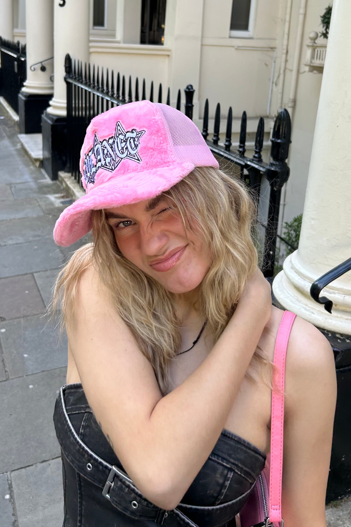 RPLANET PINK VELVET CAP