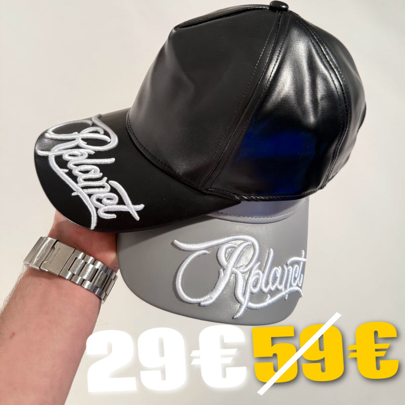 <p><strong>LEATHER CAPS</strong></p>