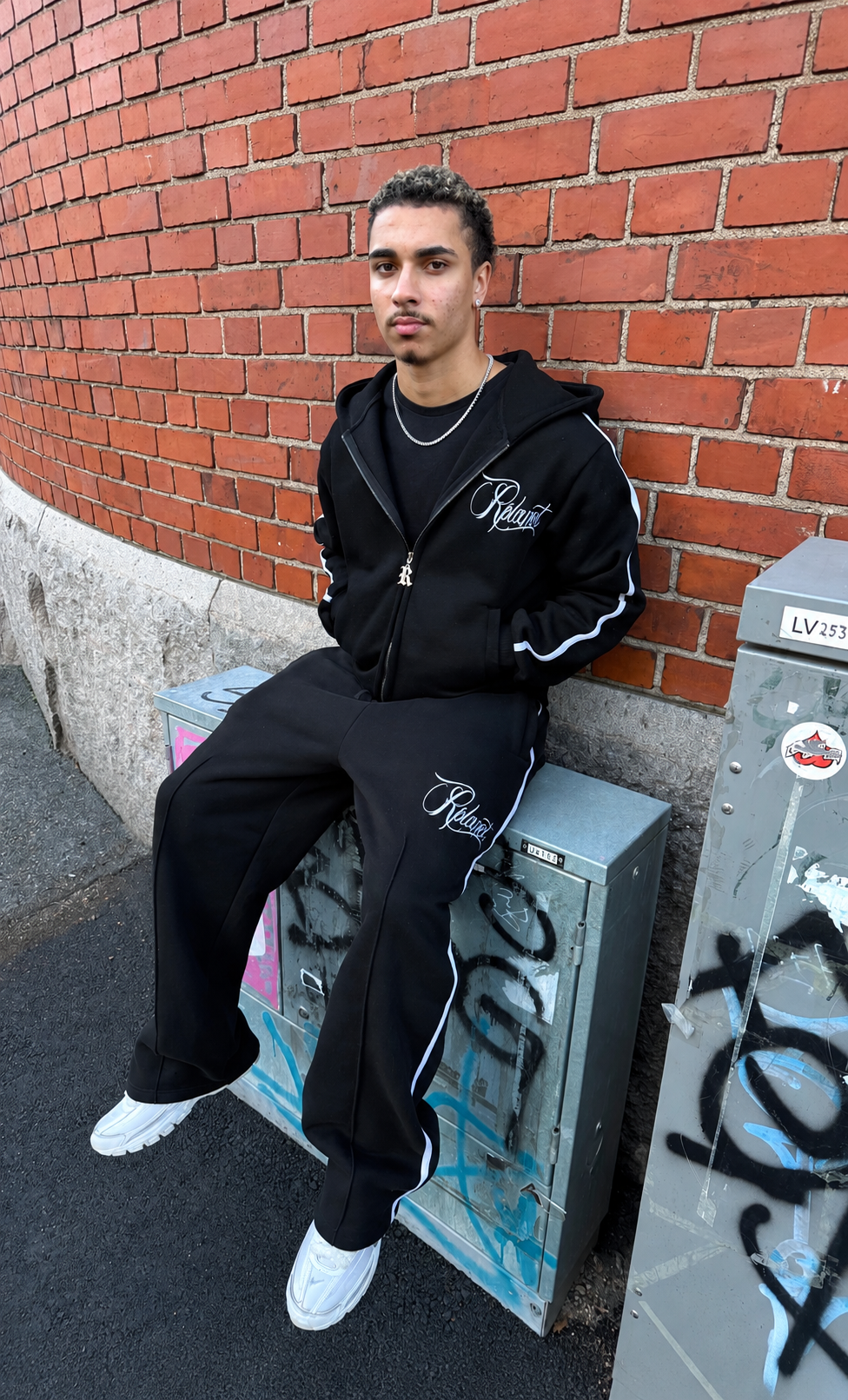 RPLANET BLACK TRACKSUIT