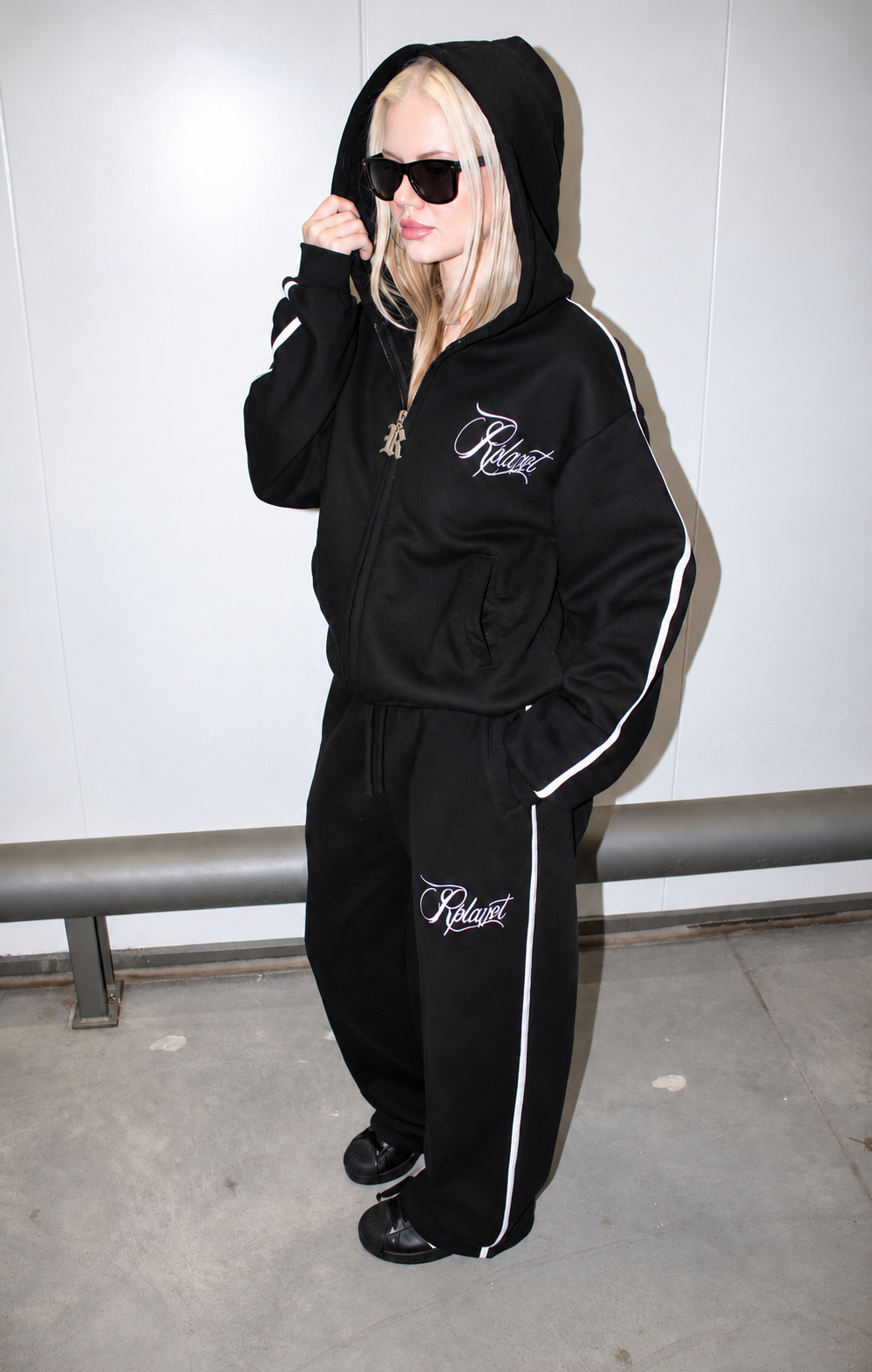 RPLANET BLACK PANTS