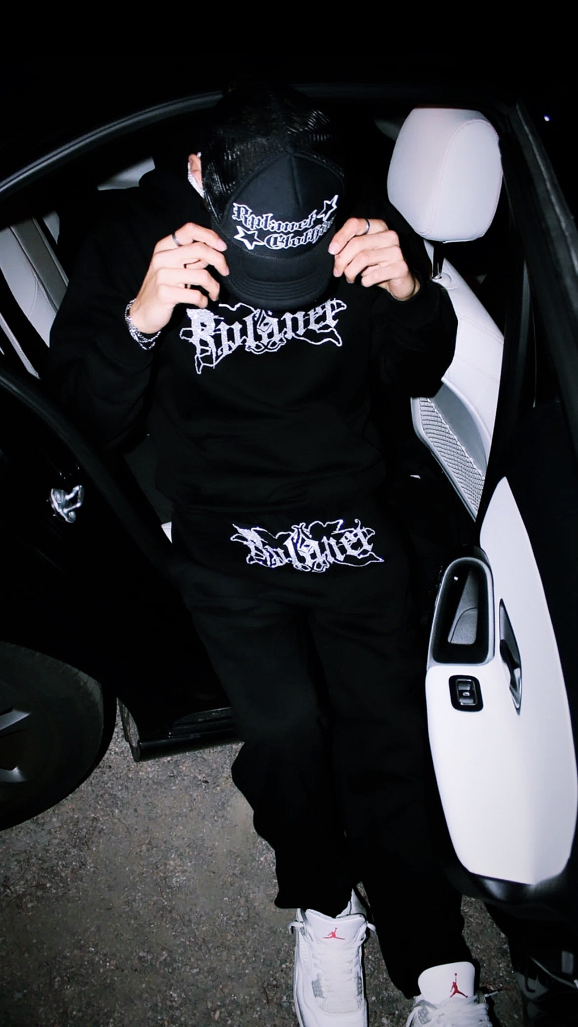 RPLANET SILVER GLITTER HOODIE